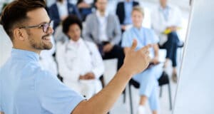 Le directeur marketing doit-il être un coach ?