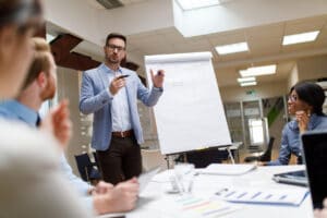 Comment le rôle du directeur marketing a-t-il évolué ? Interview avec Thibault de Morel, Directeur Marketing, Communication & Digital de l’Appart Fitness