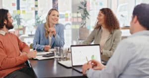 Comment rattacher le sales enablement au marketing ?